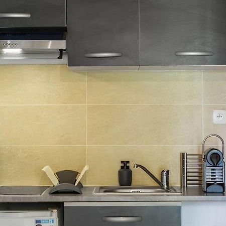 Le Saint-Gilles - Studio A St-Gilles-Les-Bains - Situe Dans Residence Privee Avec Piscine מראה חיצוני תמונה